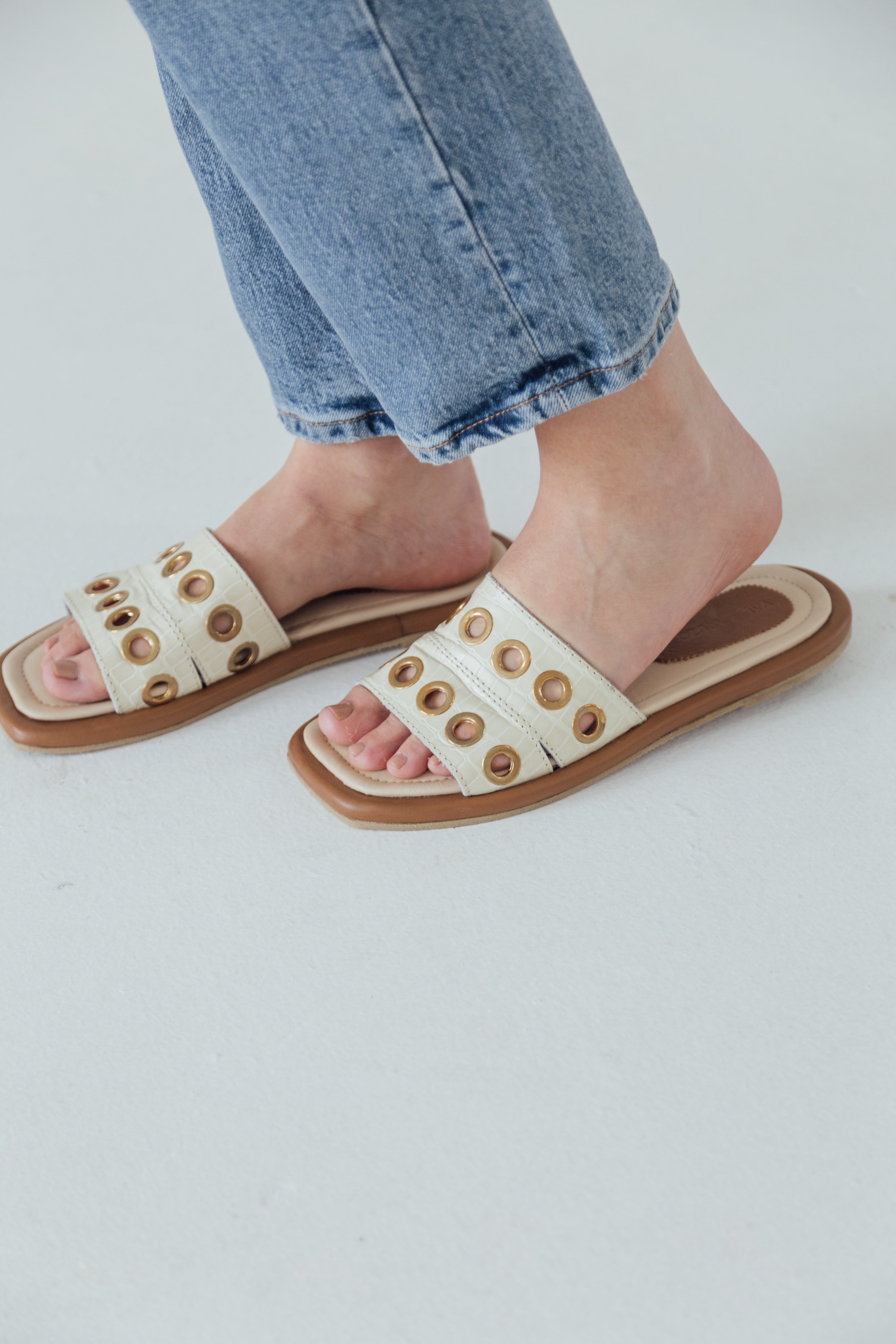 Sandalias Latte Beige